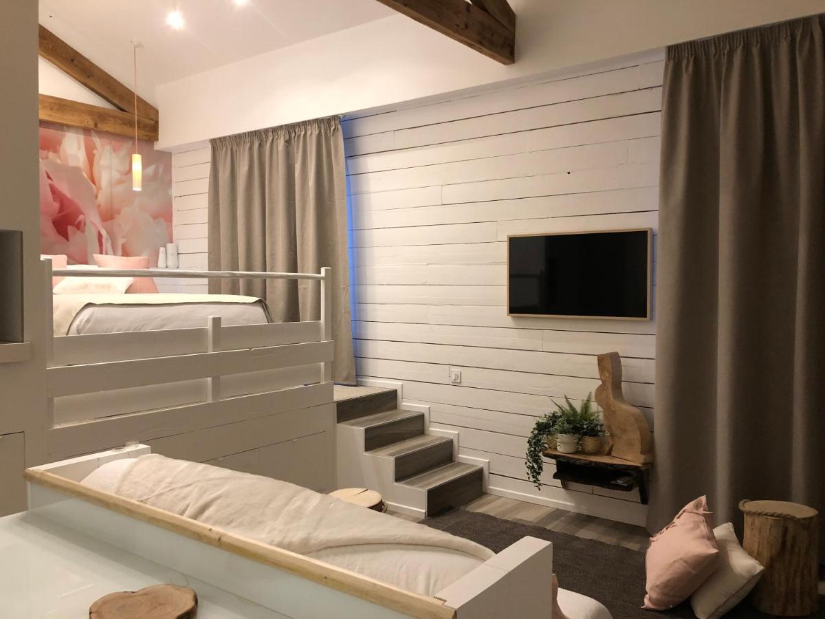 Pan Pan Le Lapin Aubagne-Cassis-Aix En Provence Apartment Exterior photo