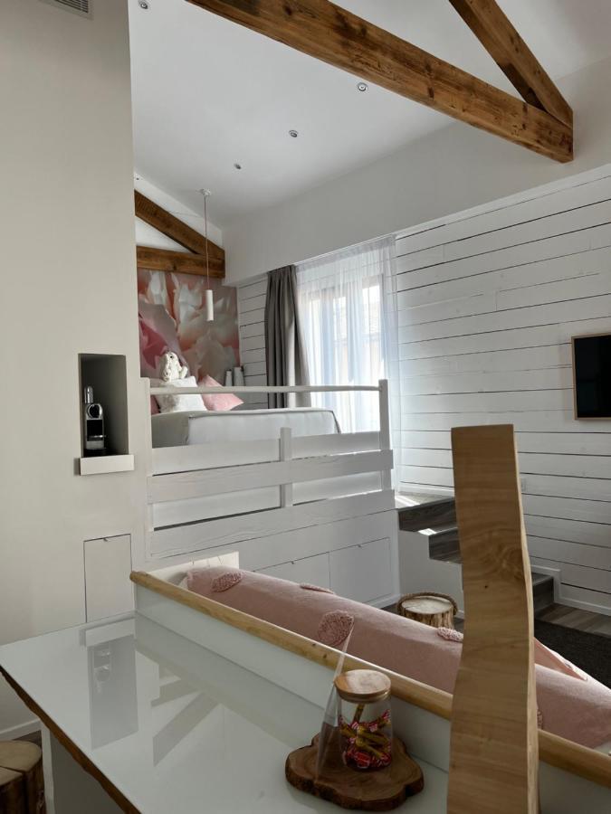 Pan Pan Le Lapin Aubagne-Cassis-Aix En Provence Apartment Exterior photo